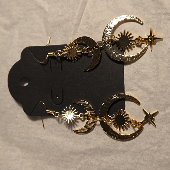 3 /$15 New Celestial Earrings - Picture 4 of 4
